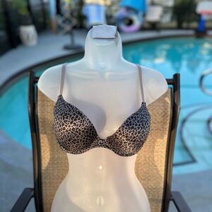 Maidenform 36B w/underwire nice &padding